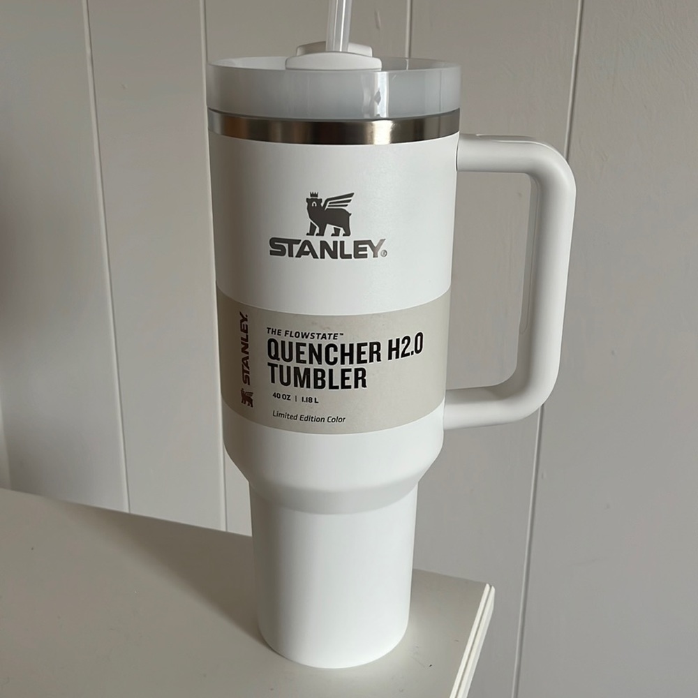 Limited Edition White Stanley 40oz